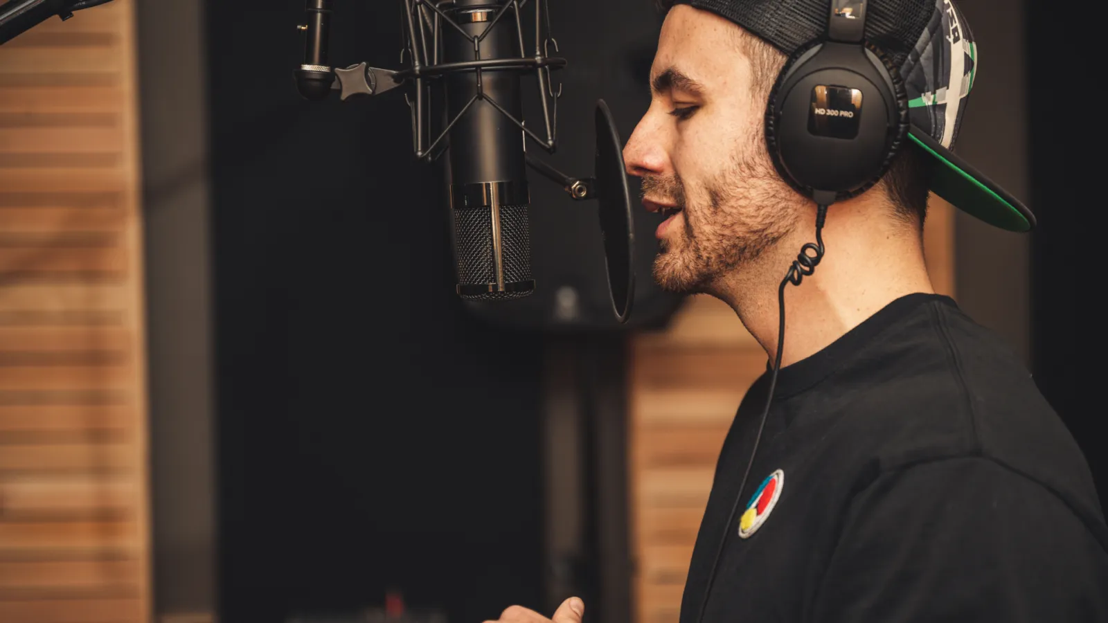 podcast booking agency